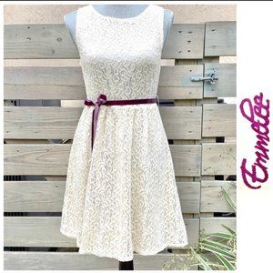 Emmalee Ecru Lace Sleeveless Dress